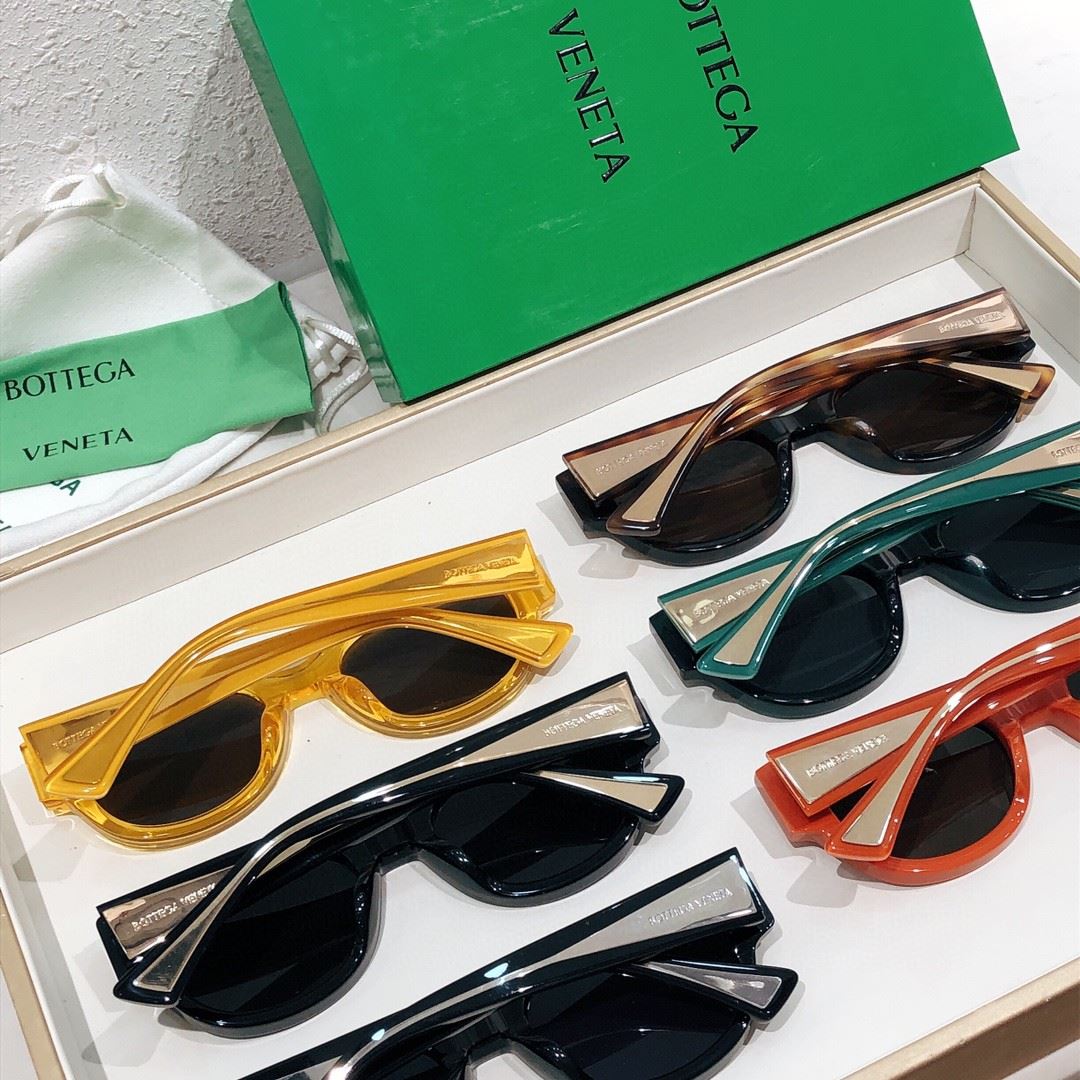 Bottega Veneta Sunglasses